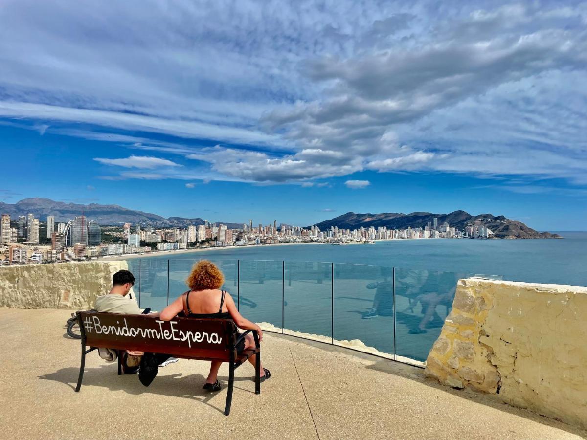 Traveler'S Beach Apartment With Sea View, Free Coffee & Parking Benidorm Exterior photo