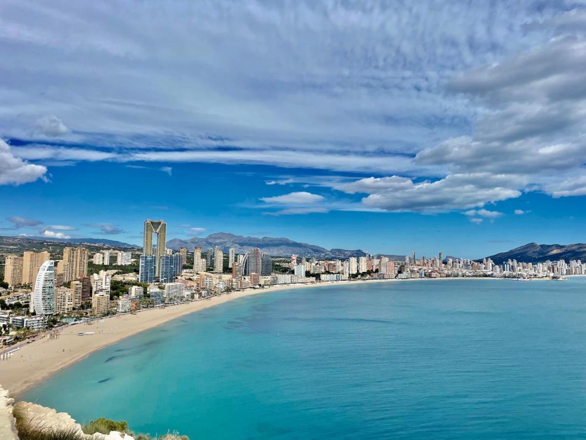 Traveler'S Beach Apartment With Sea View, Free Coffee & Parking Benidorm Exterior photo